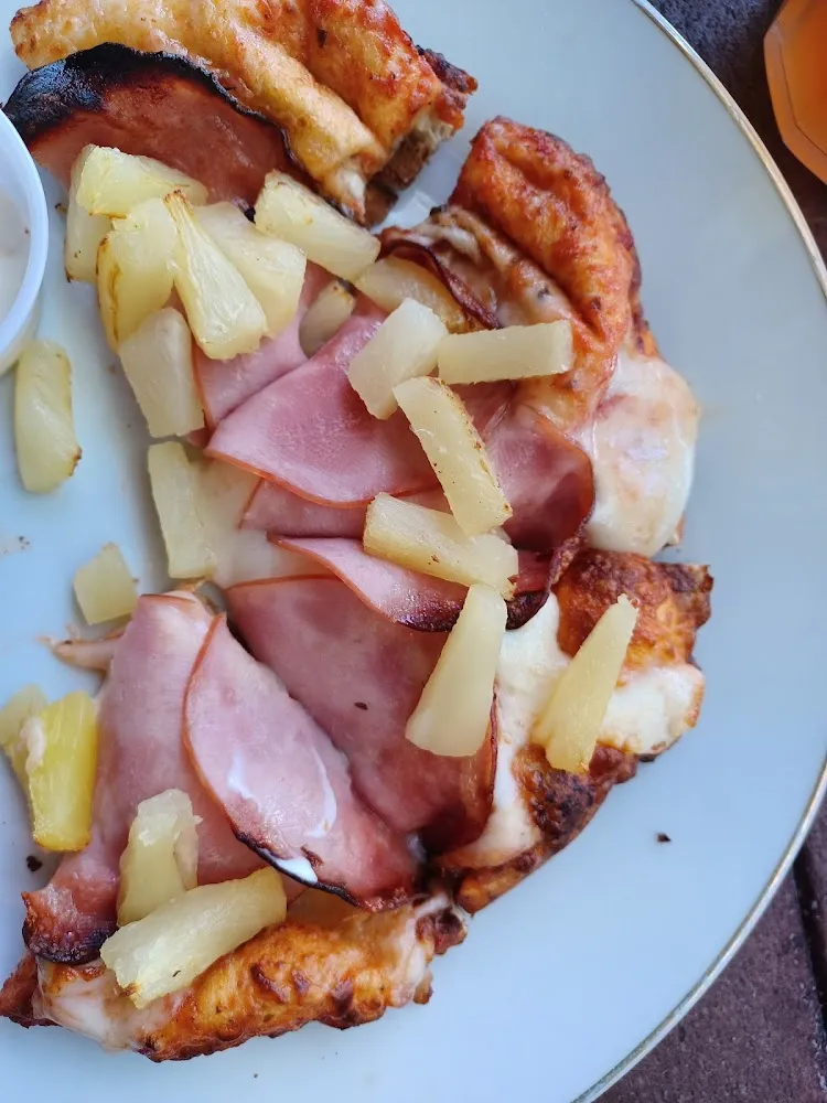 Pineapple Ham Hawaiian Pizza